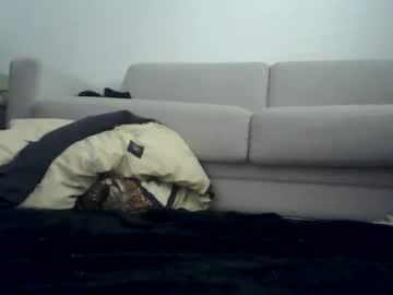 Watch 2broke4coke performing live on BoomCams free cam network