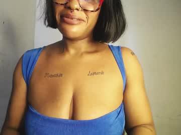 Watch 420ebony_goddess performing live on BoomCams free cam network