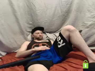 Watch 93chrism performing live on BoomCams free cam network