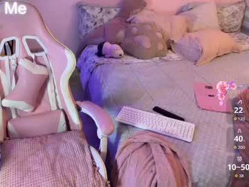 Watch _cute_isabella_ performing live on BoomCams free cam network