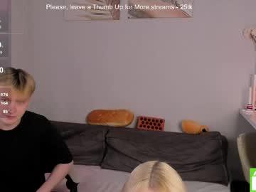 Watch _dewpoint_ performing live on BoomCams free cam network