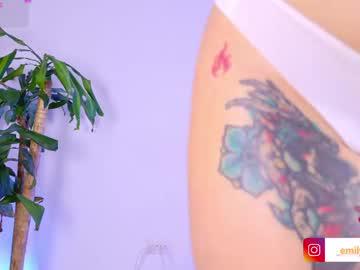 Watch _emilymoon_x performing live on BoomCams free cam network