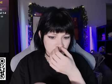 Watch _gummybears_ performing live on BoomCams free cam network