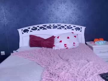 Watch _kiara_si performing live on BoomCams free cam network