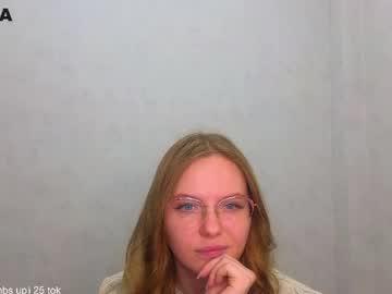 Watch _lysafeta_ performing live on BoomCams free cam network