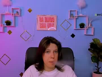 Watch _mia_beauty performing live on BoomCams free cam network