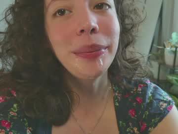 Watch _missmariaa_ performing live on BoomCams free cam network