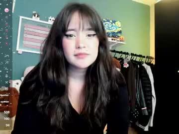 Watch _moon_cake_ performing live on BoomCams free cam network