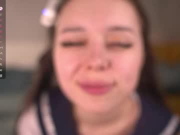 Watch _moonlit_melody_ performing live on BoomCams free cam network