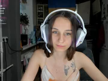 Watch _nika_kik performing live on BoomCams free cam network