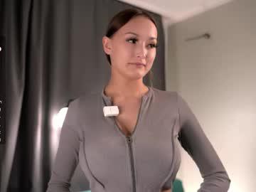 Watch _vi_vi_ performing live on BoomCams free cam network