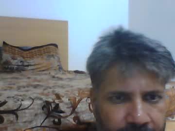 Watch aali9031 performing live on BoomCams free cam network