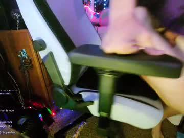 Watch aaronskeetman performing live on BoomCams free cam network