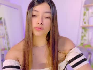 Watch abella_ruiz performing live on BoomCams free cam network