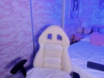 Watch ailee_naughty performing live on BoomCams free cam network