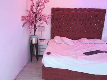 Watch alaia_beats performing live on BoomCams free cam network