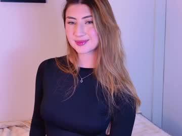 Watch alanna_dh performing live on BoomCams free cam network