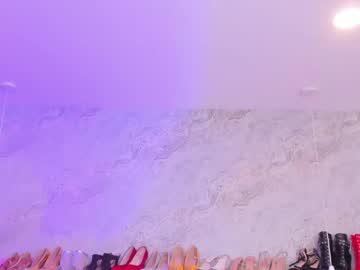 Watch alanna_hank performing live on BoomCams free cam network