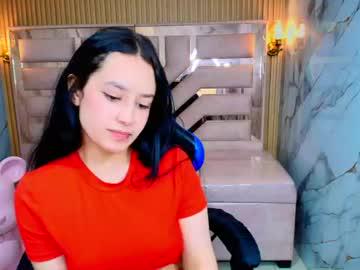 Watch aleja_r_ performing live on BoomCams free cam network