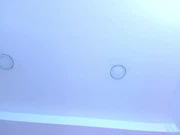 Watch alejagarcia_ performing live on BoomCams free cam network