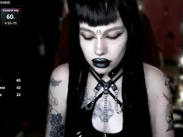 Watch alex_succubus performing live on BoomCams free cam network