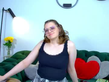 Watch alexaavery performing live on BoomCams free cam network