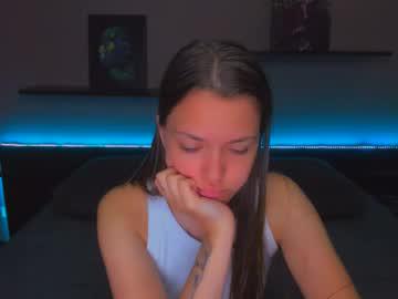 Watch alexabarkley performing live on BoomCams free cam network