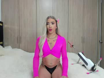 Watch alexamcqueen performing live on BoomCams free cam network