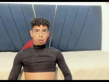 Watch alexx_cum18 performing live on BoomCams free cam network