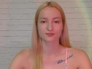 Watch alice_sweet_01 performing live on BoomCams free cam network