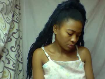 Watch alicia9794 performing live on BoomCams free cam network