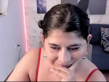 Watch alinabozz1 performing live on BoomCams free cam network