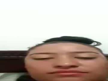 Watch alme3104 performing live on BoomCams free cam network