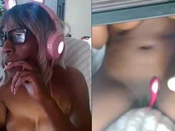 Watch alys_at_college performing live on BoomCams free cam network