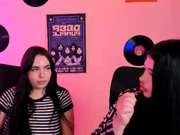Watch amanda_striking performing live on BoomCams free cam network