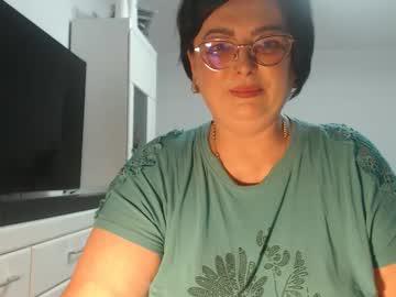 Watch amandamuller1982 performing live on BoomCams free cam network