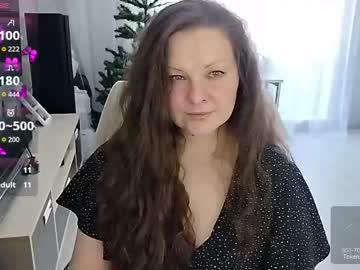 Watch amilafran performing live on BoomCams free cam network