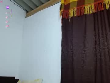 Watch amitlu_ performing live on BoomCams free cam network