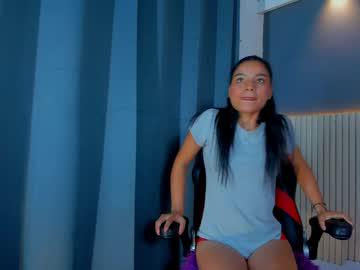 Watch andresweet01 performing live on BoomCams free cam network