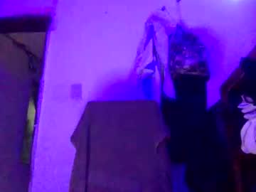 Watch andryt31135 performing live on BoomCams free cam network