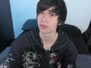 Watch andy_bankai performing live on BoomCams free cam network