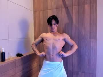 Watch andyjoy_ performing live on BoomCams free cam network