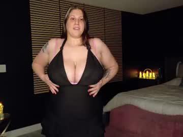 Watch angeldeluca performing live on BoomCams free cam network