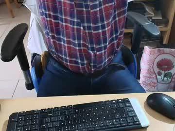 Watch angelgarcia269 performing live on BoomCams free cam network