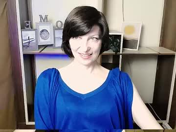 Watch angelinalov_ performing live on BoomCams free cam network