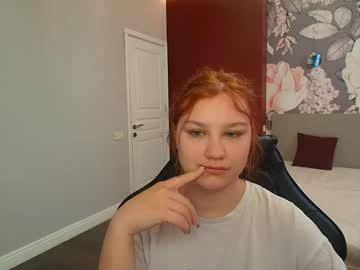 Watch angelinalow performing live on BoomCams free cam network