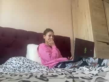 Watch anglaperin performing live on BoomCams free cam network