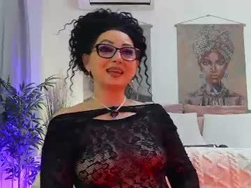 Watch anissia_teaser performing live on BoomCams free cam network