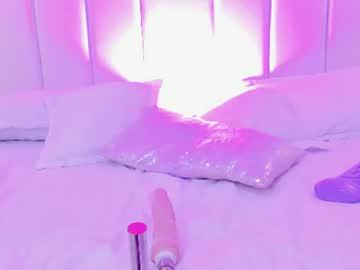 Watch anna2809 performing live on BoomCams free cam network