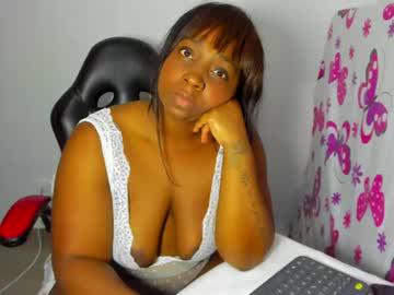 Watch aphrodites_ass performing live on BoomCams free cam network